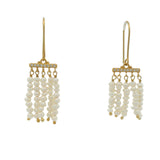 Boucles d'oreilles dorées cascade en perles de culture et zircons blancs