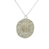Collier argent médaille mate soleil visage et feuilles 42 cm