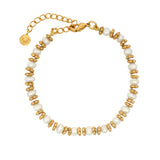 Bracelet doré en perles de culture et couronnes dorées