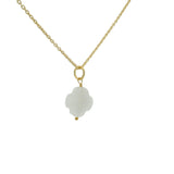 Collier doré grand trèfle pierre de lune 42 cm