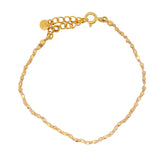 Bracelet doré avec perles martelées dorées et noeuds corail