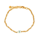 Bracelet doré avec main de fatma en nacre et perles martelées dorées