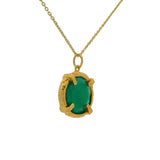 Collier doré onyx verte ronde sertie 4 griffes martelées 42cm