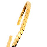 Bracelet jonc doré plat torsadé et ouvert