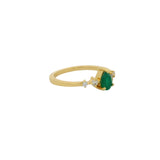 Bague dorée onyx verte goutte et zircons blancs