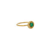 Bague dorée martelée petite pierre ronde