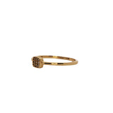 Bague fine dorée avec carré en zircons
