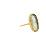 Bague dorée et pierre naturelle ovale