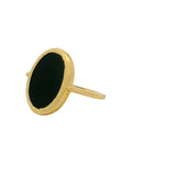 Bague dorée et pierre plate ovale