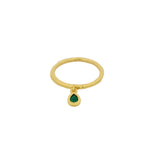 Bague dorée martelée avec goutte en onyx verte