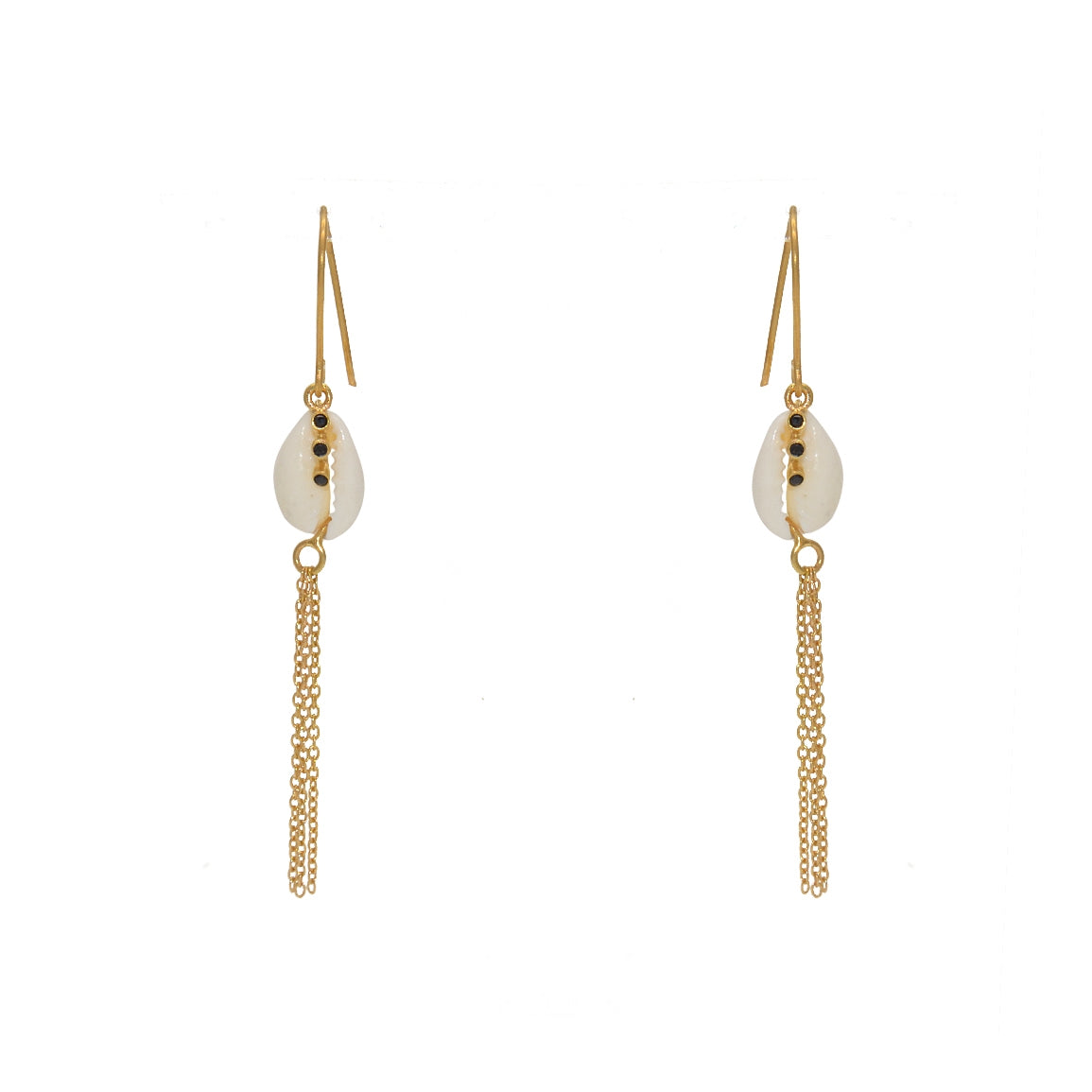 Boucles d’oreilles dorées cauri et zircons noirs