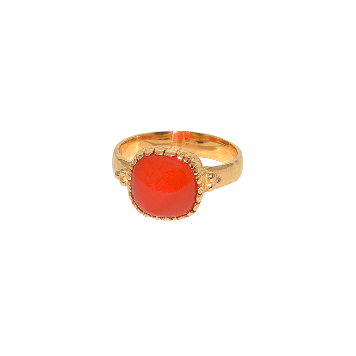Bague dorée cabochon pierre