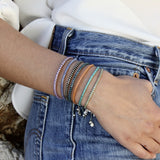 Bracelet mali sur cordon