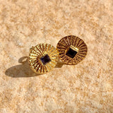 Boucles dorées rond strié et pierre