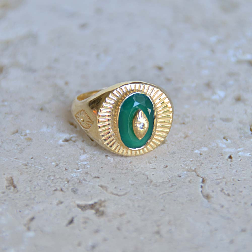 Chevalière dorée pierre et oeil zircon - 50 / ONYX VERTE
