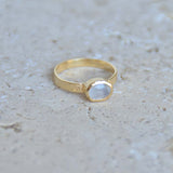 Bague dorée martelée et pierre - 50 / PIERRE DE LUNE