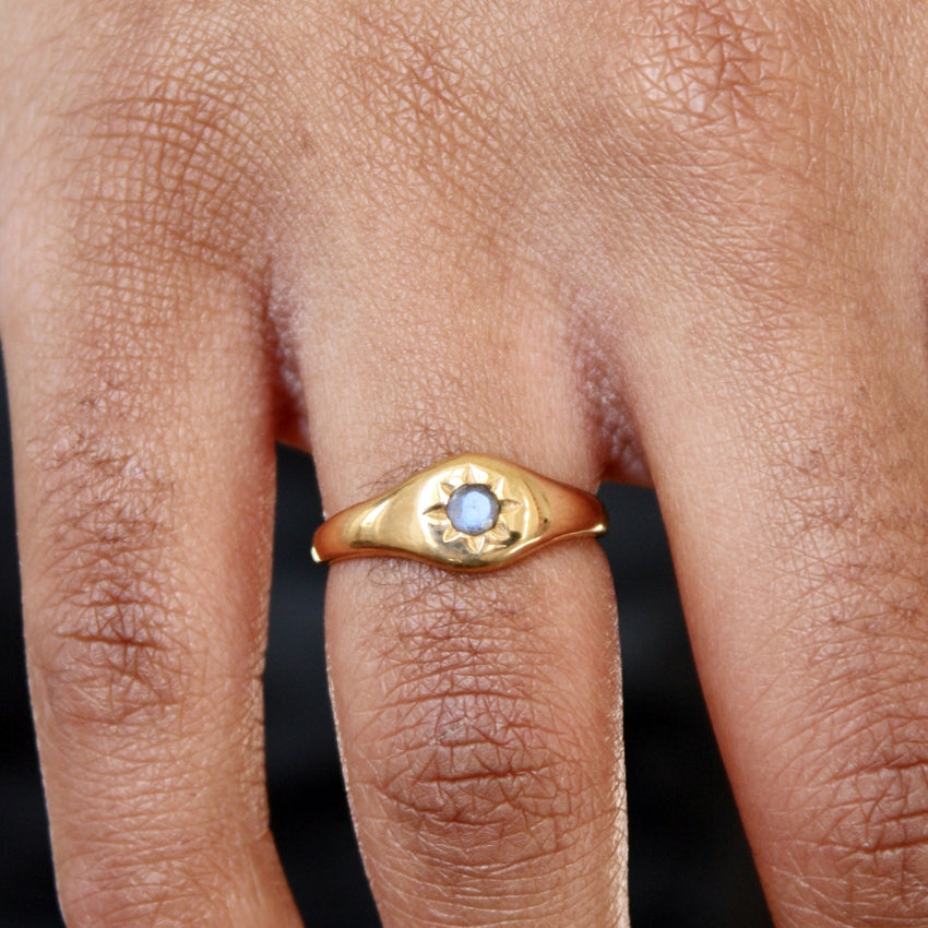 Bague dorée pierre et étoile