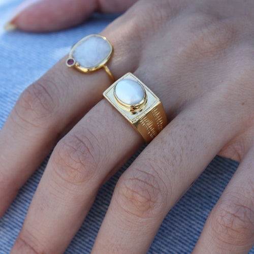 Bague dorée duo pierre facettée