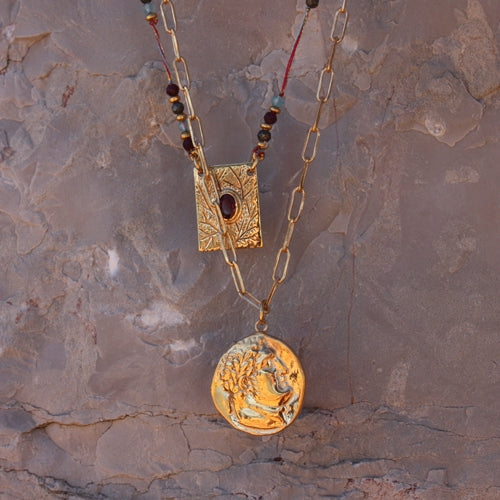 Collier cordon multi pierres plaque arbre de vie et pierre