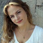 Collier dorée pendentif pierre cabochon pivotant