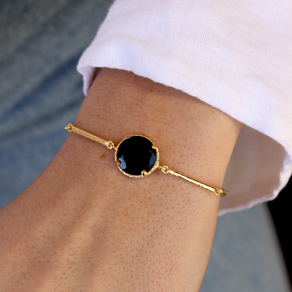 Bracelet doré barres martelées et pierre ronde - ONYX NOIRE