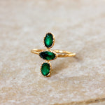 Bague dorée martelée trio de pierres - 50 / ONYX VERTE