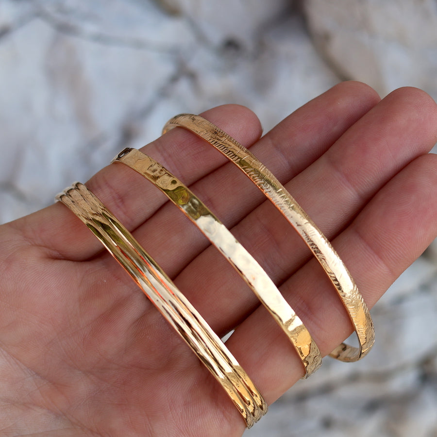 Jonc doré texturé - Bracelets