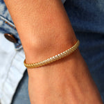 Jonc fin doré torsadé et martelé