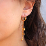 Mini créoles dorées et perles pendantes