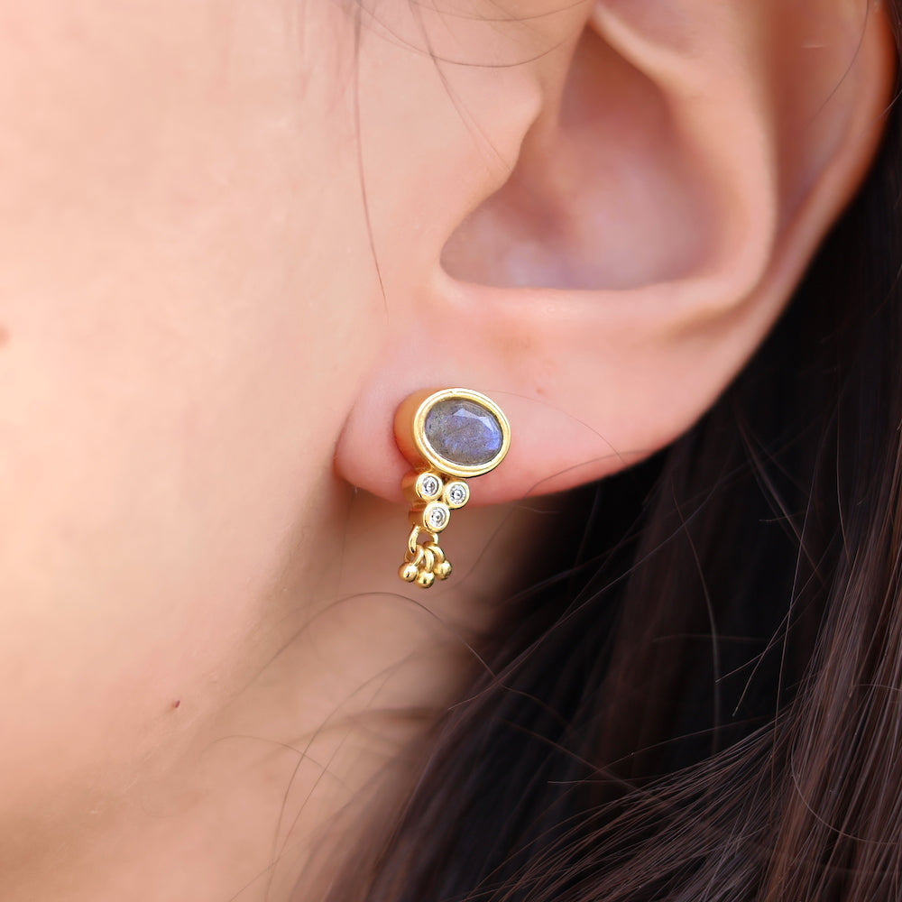 Boucles dorées pierre zircons et pampille - Boucles
