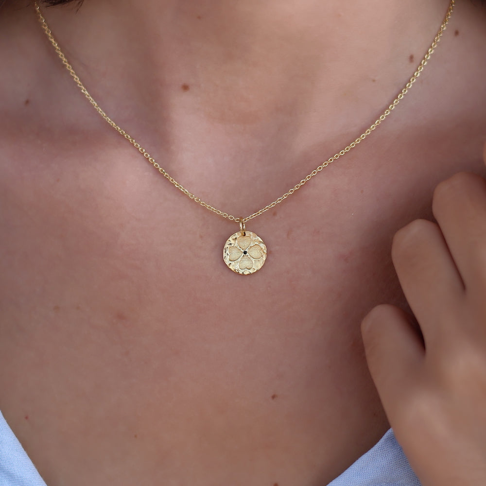 Collier doré médaille trèfle coeurs - ZIRCON NOIR