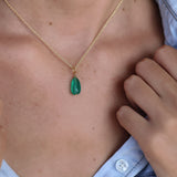 Collier doré et pendentif pierre lisse - ONYX VERTE