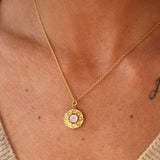 Collier doré médaille étoile pierre et zircons - PIERRE DE