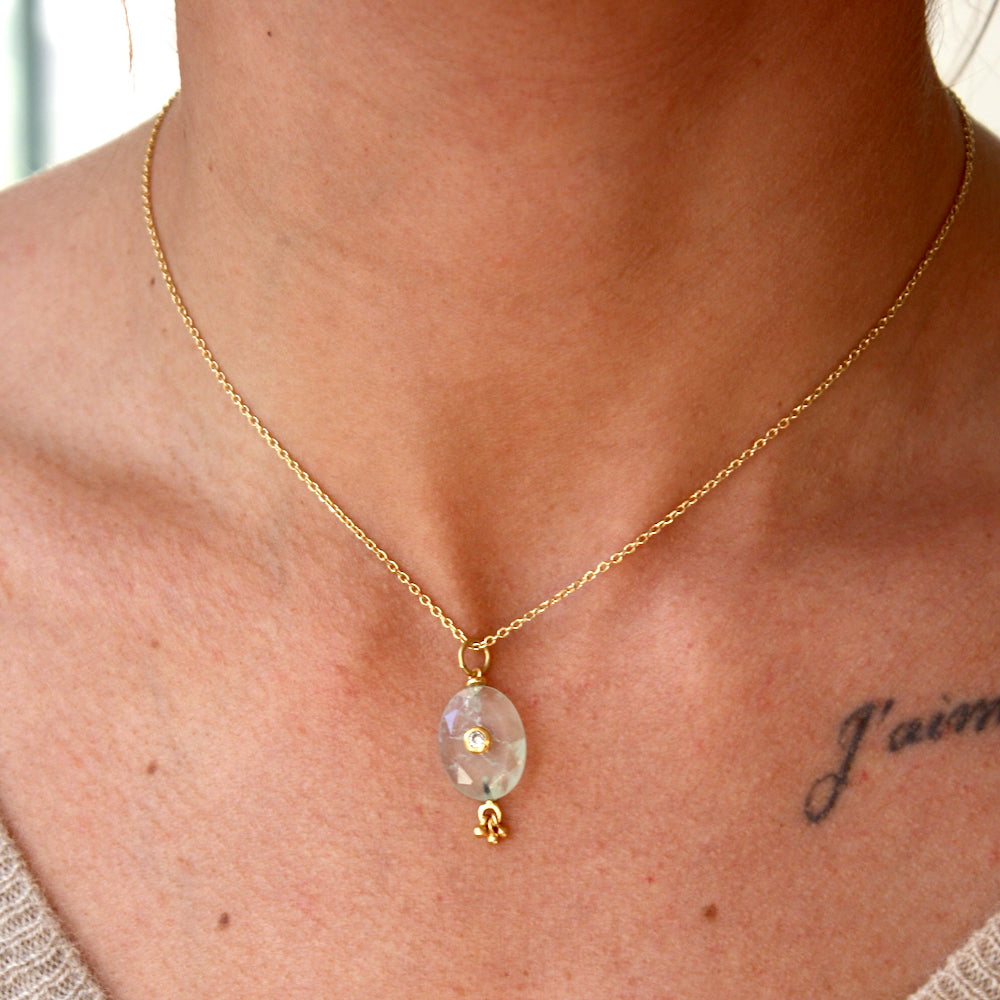 Collier doré pierre non serti pampilles et zircon - PREHNITE