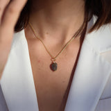 Collier doré et pendentif pierre lisse 42 cm