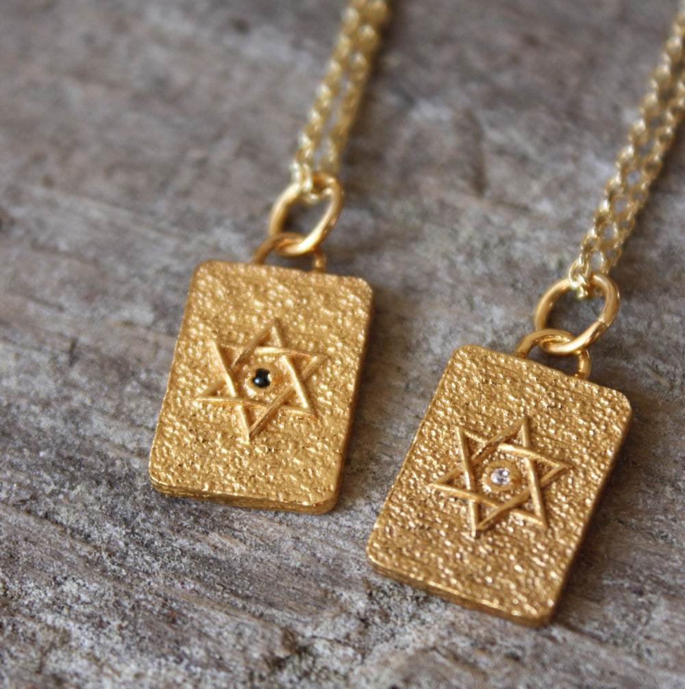 Collier doré etoile de david et zircon