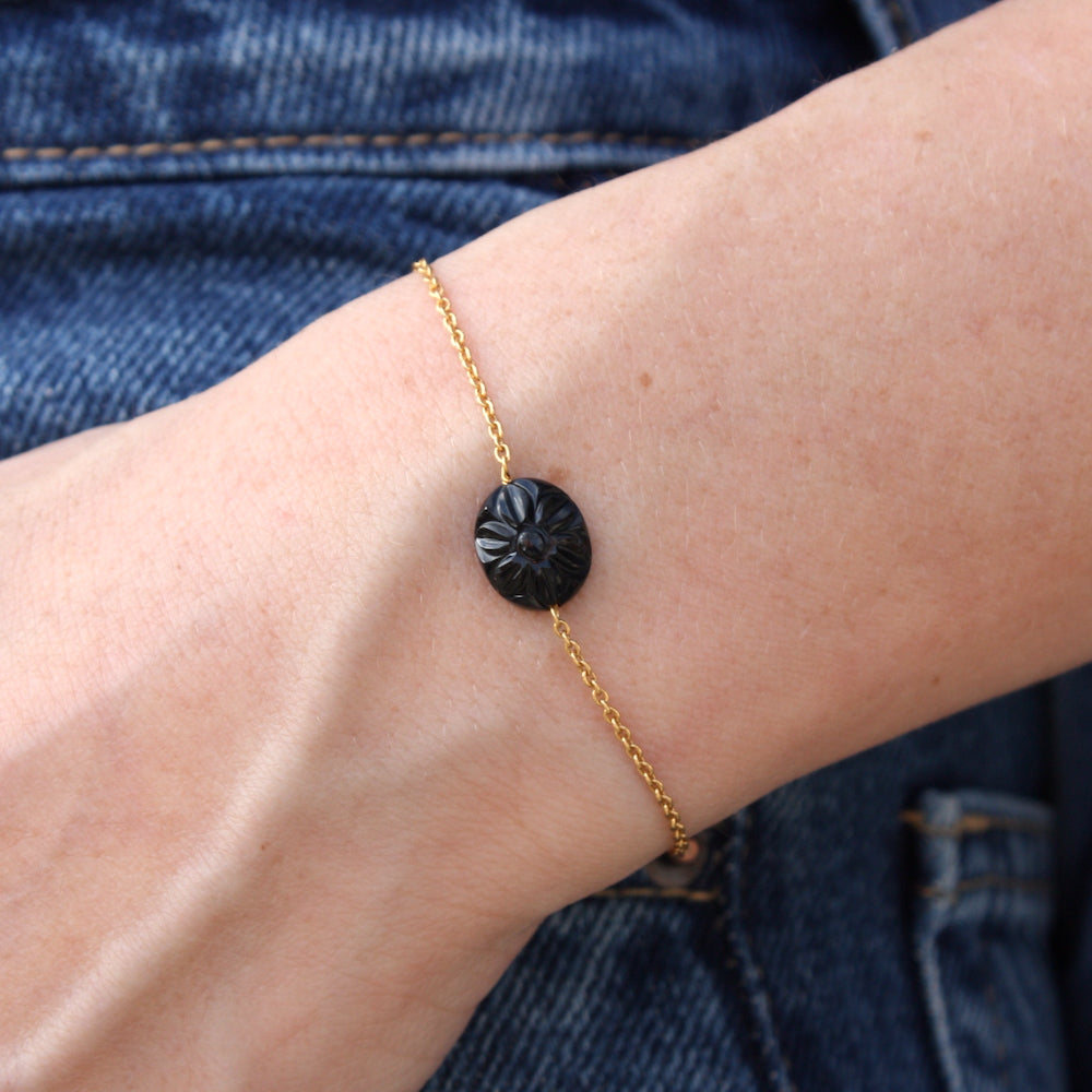 Bracelet doré fleur en pierre naturelle - ONYX NOIRE