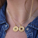 Collier doré médaille porte bonheur et pierre - PERIDOT