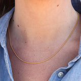 Collier doré maille gourmette limée