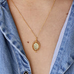 Collier dorée pendentif pierre cabochon pivotant - PREHNITE