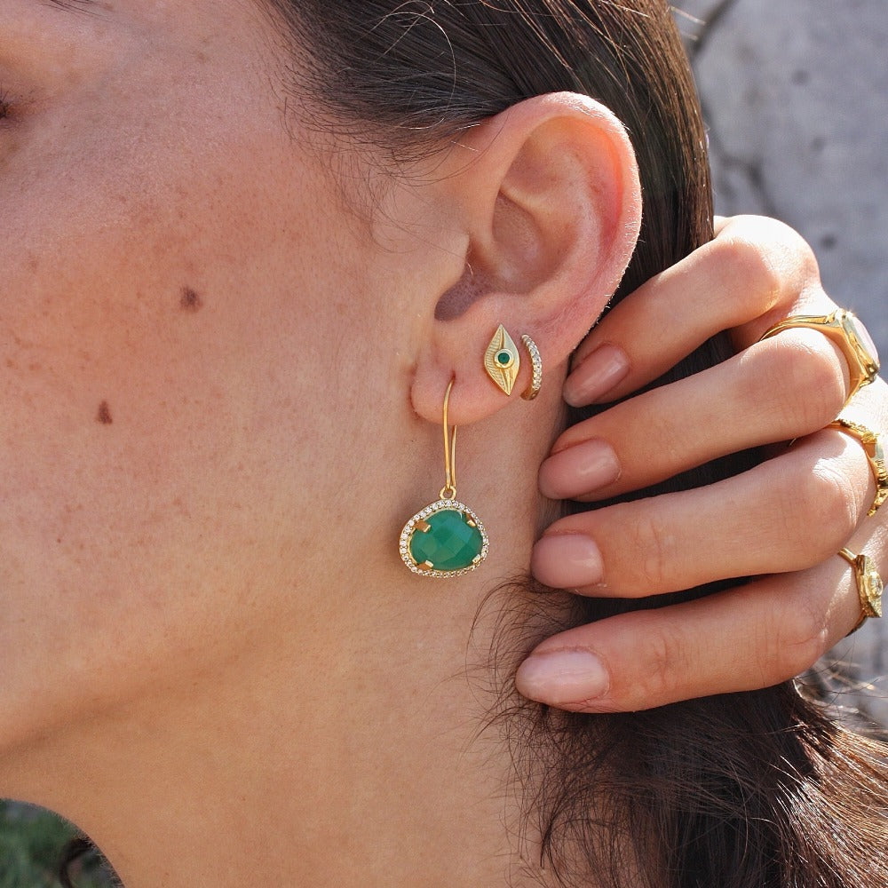 Boucles dorées pierre serti 4 griffes et zircons