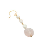 Boucles d'oreilles pendantes dorées trio perle de culture et quartz rose