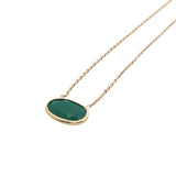 Collier doré onyx verte attachée à la chaine 42 cm