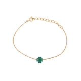 Bracelet doré trèfle onyx verte avec étoile des vents dessus