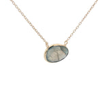 Collier doré labradorite attachée à la chaine 42 cm