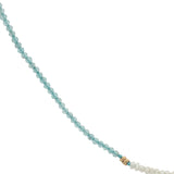 Collier doré en topaze bleue, perles de culture et perles dorées 38 cm