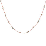 Collier doré fil orange fluo perles de culture et perles dorées 60 cm