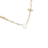 Collier doré chaine rosary et goutte en pierre de lune 42 cm
