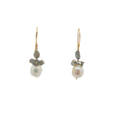 Boucles d'oreilles pendantes dorées perle et labradorite