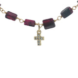 Collier doré grenat et petite croix en zircons 42 cm
